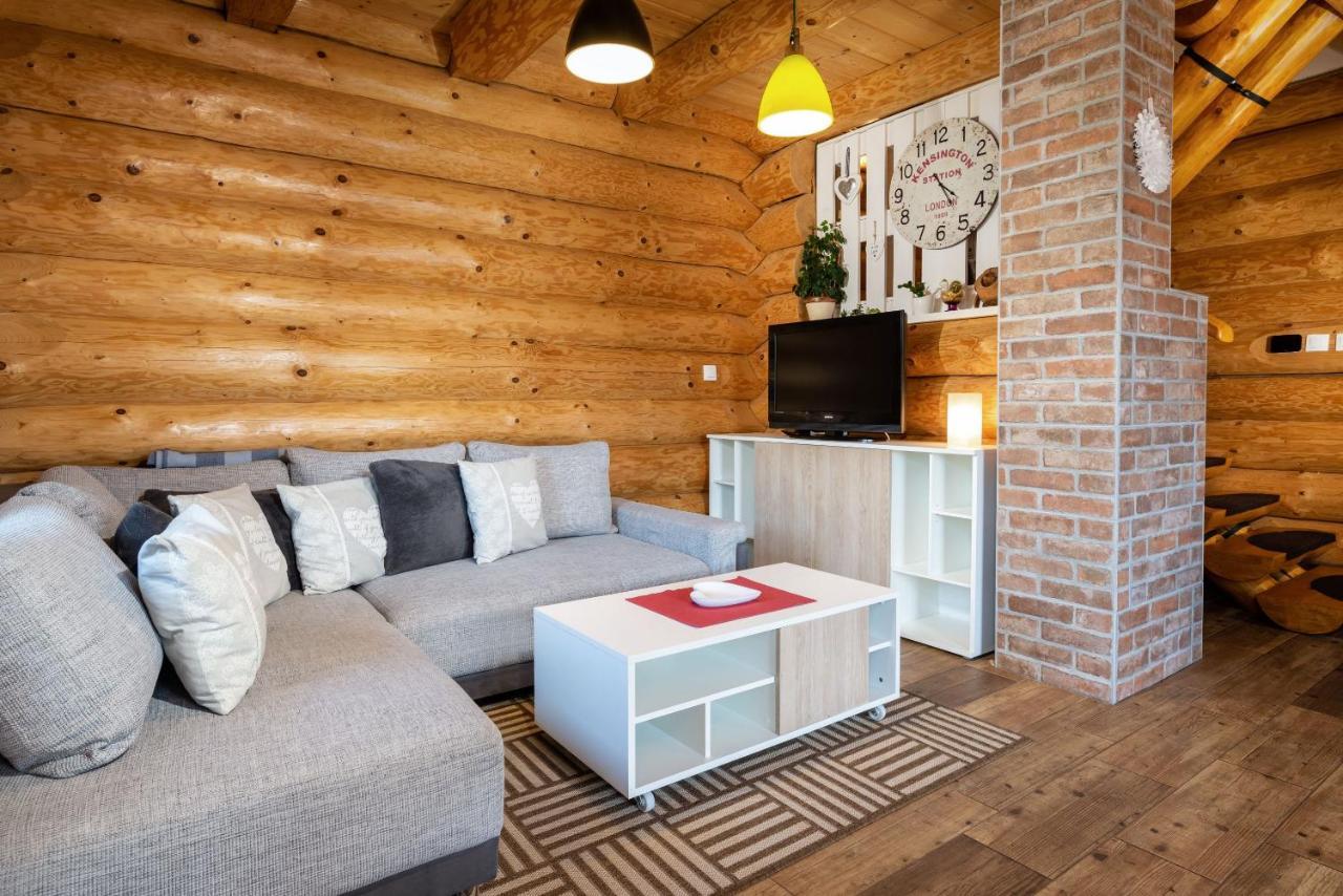 FAIRYTAIL sk Villa Veľký Slavkov Eksteriør bilde